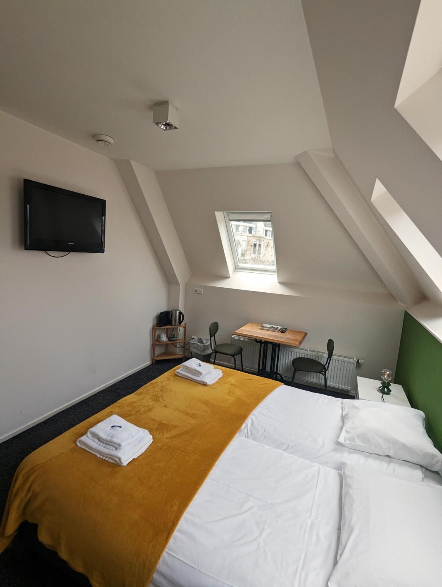 1851 Bar - Hotel - Cinema Wijk bij Duurstede Eksteriør billede